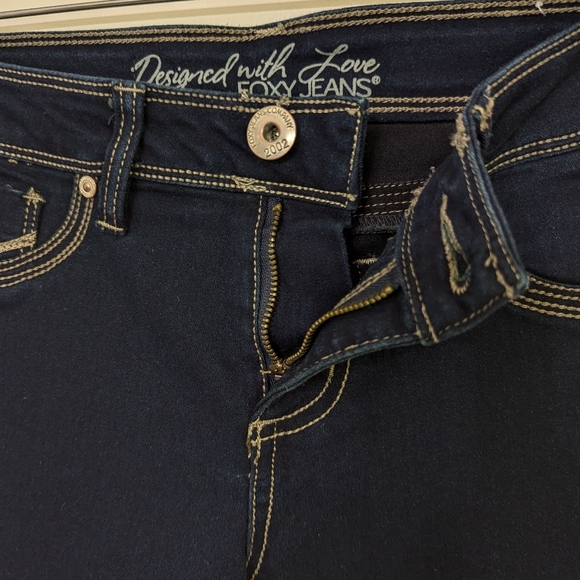 Foxy Jeans Dark Denim Skinny Jeans size 28, 36" inseam - Picture 4 of 9